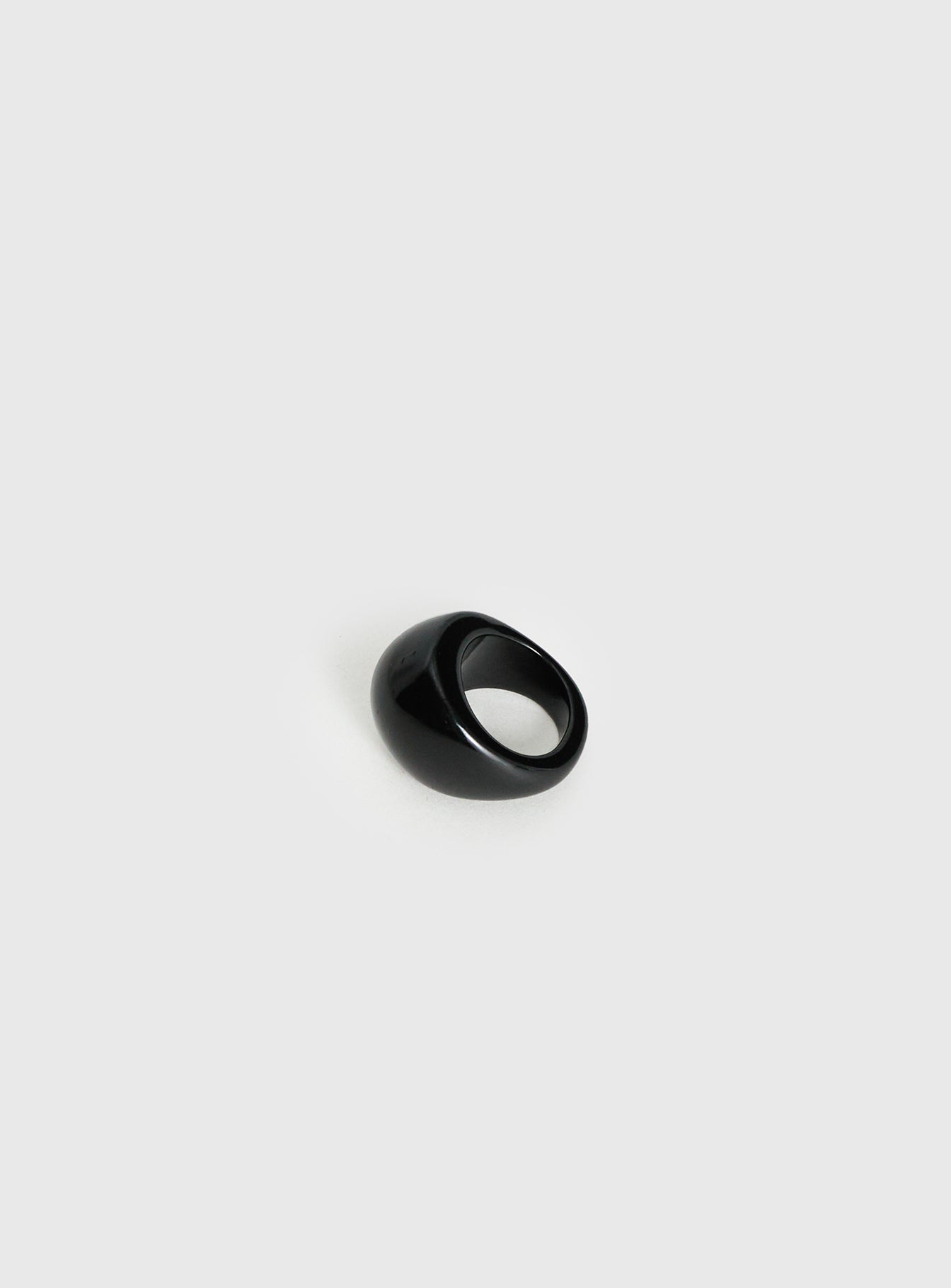 Olwen Statement Ring Black