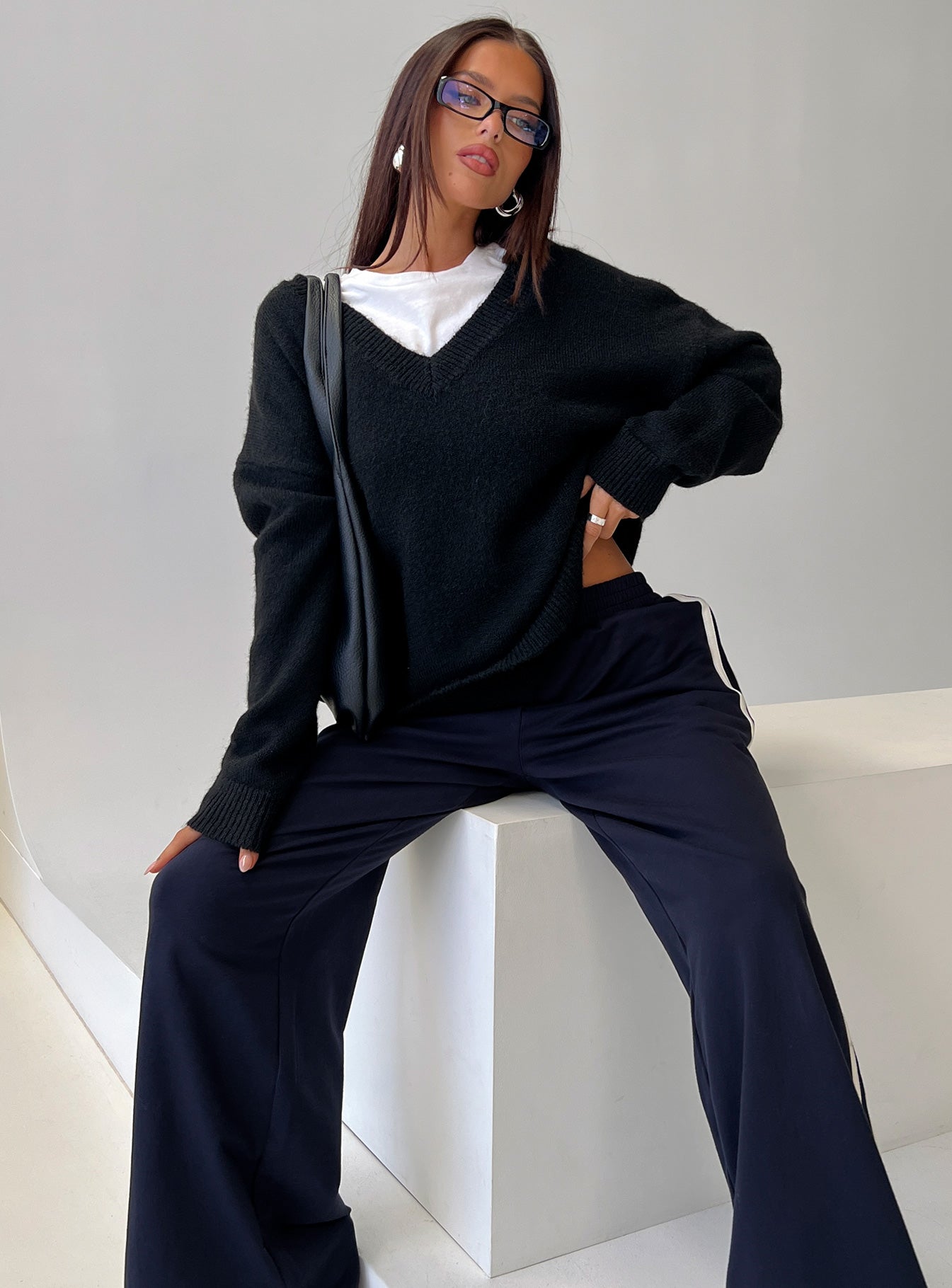 Stay The Night V Neck Knit Sweater Black