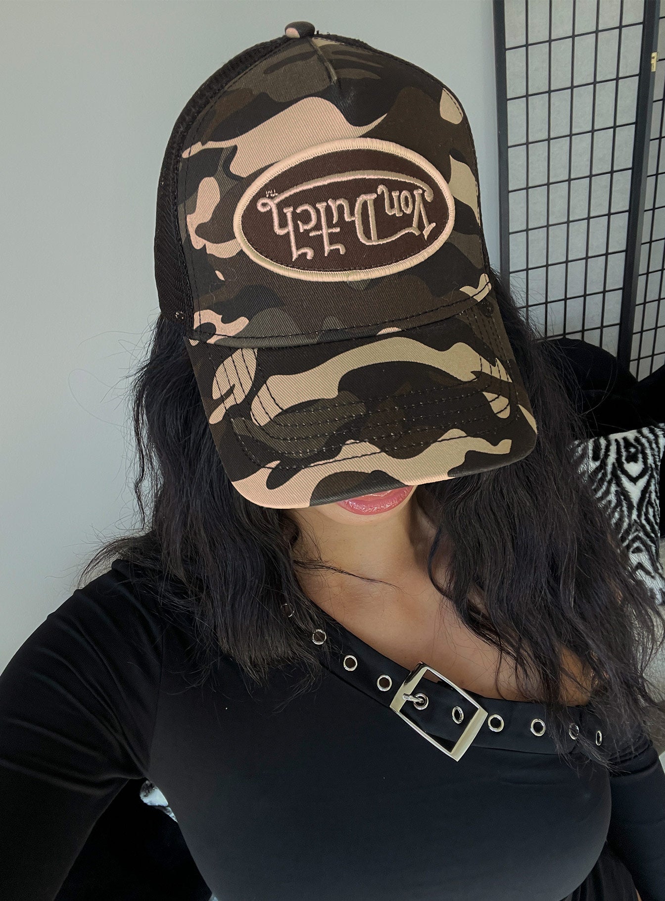 Selected Variant Image