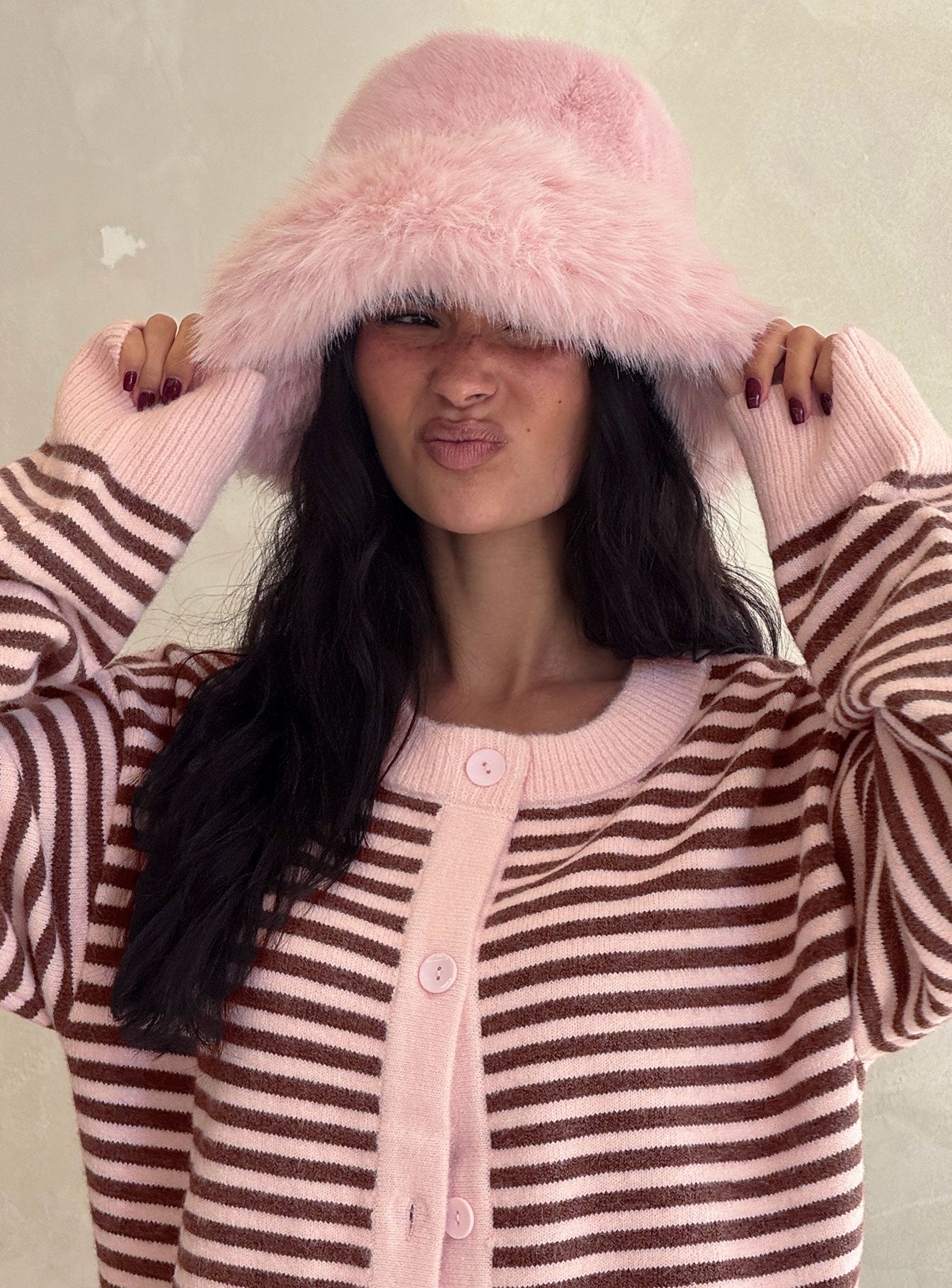 Avaah Fluffy Hat Pink