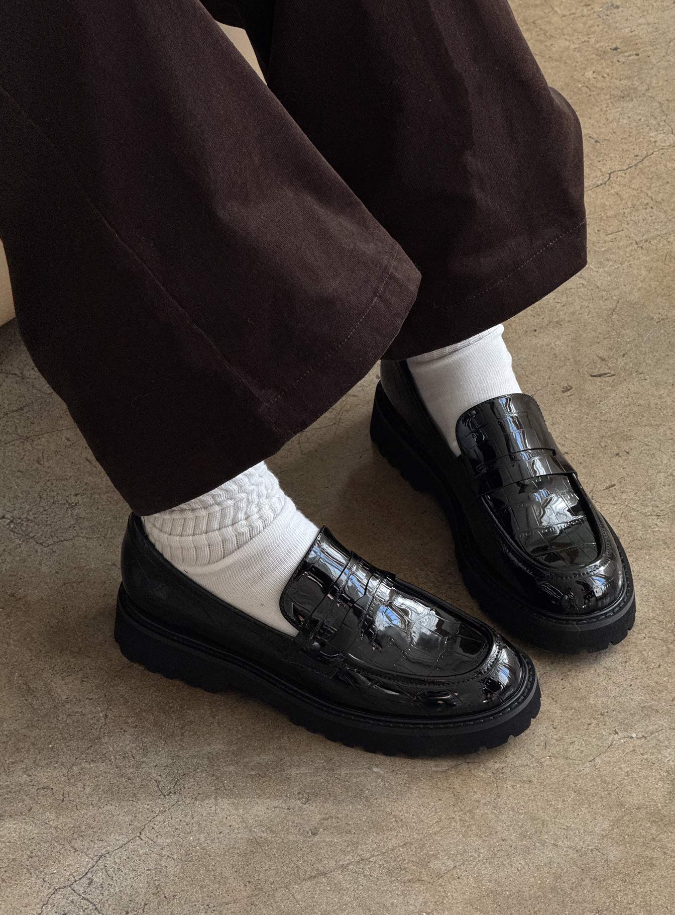 Face The Wind Faux Leather Loafers Black