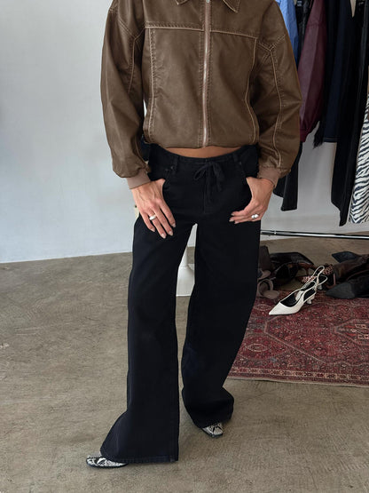 Mellowed Out Low Rise Straight Leg Jeans Washed Black