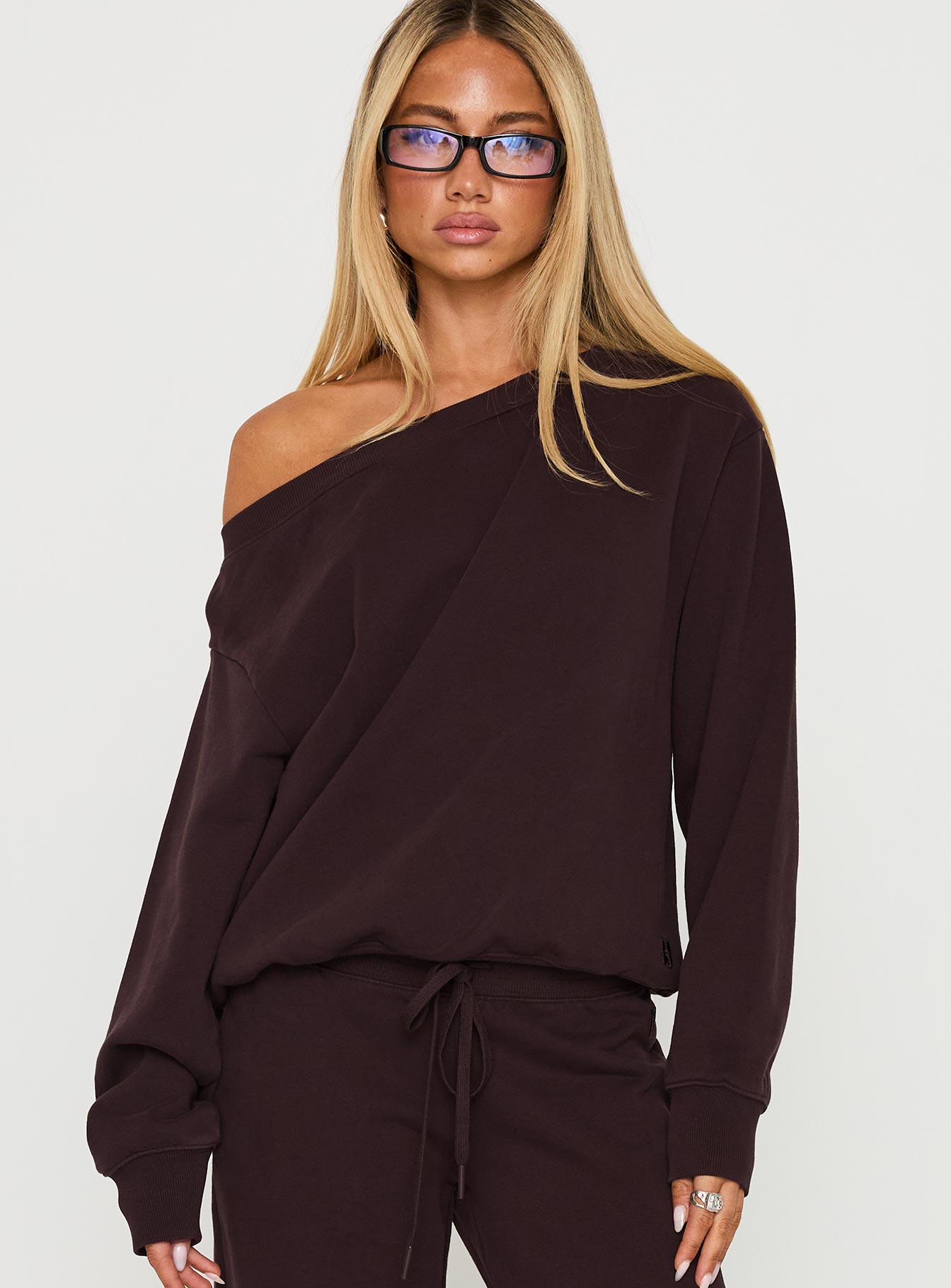 Wellness Off The Shoulder Jumper Brown