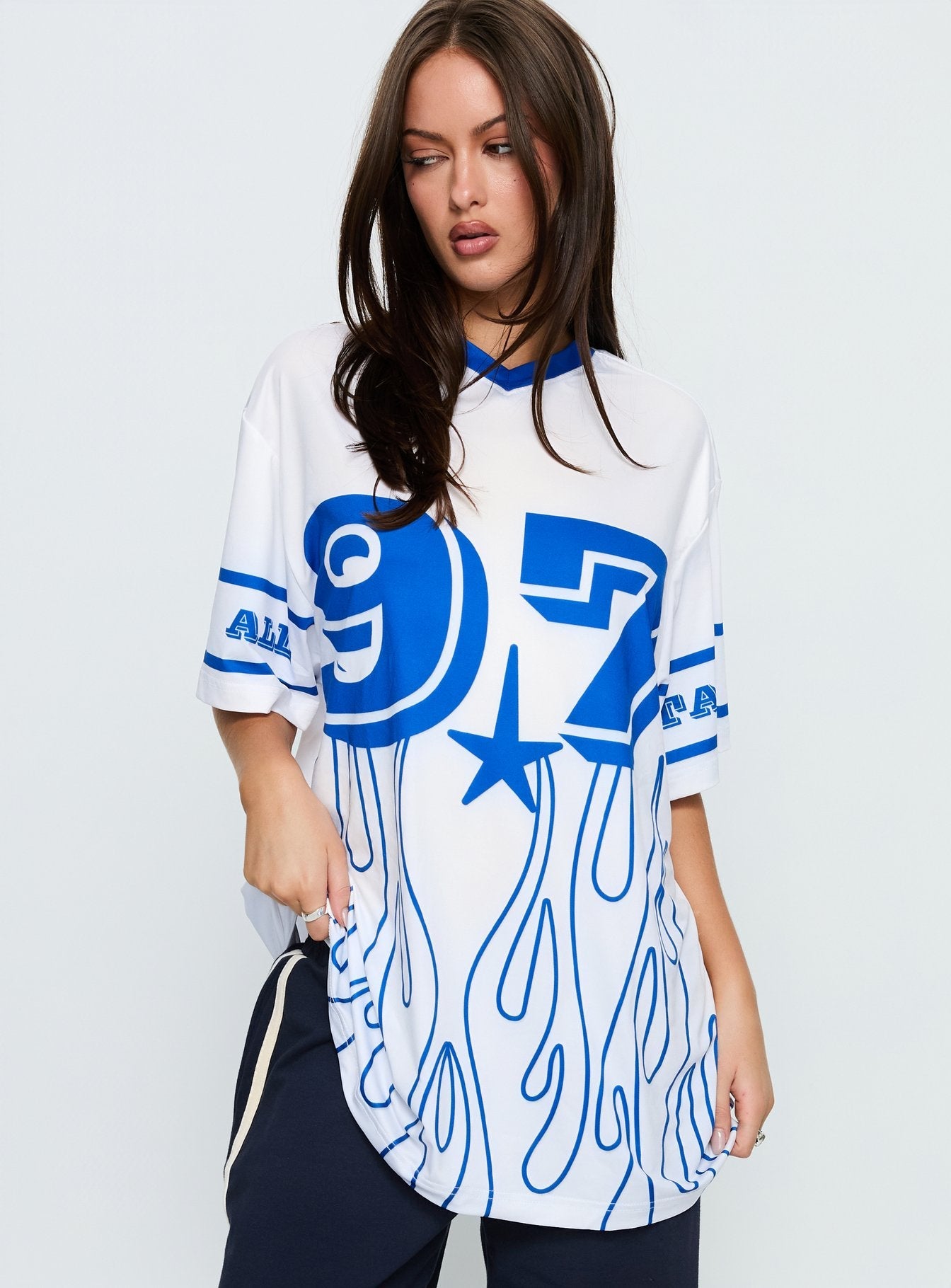 97 Sportstar Oversized Jersey Graphic Top White / Blue