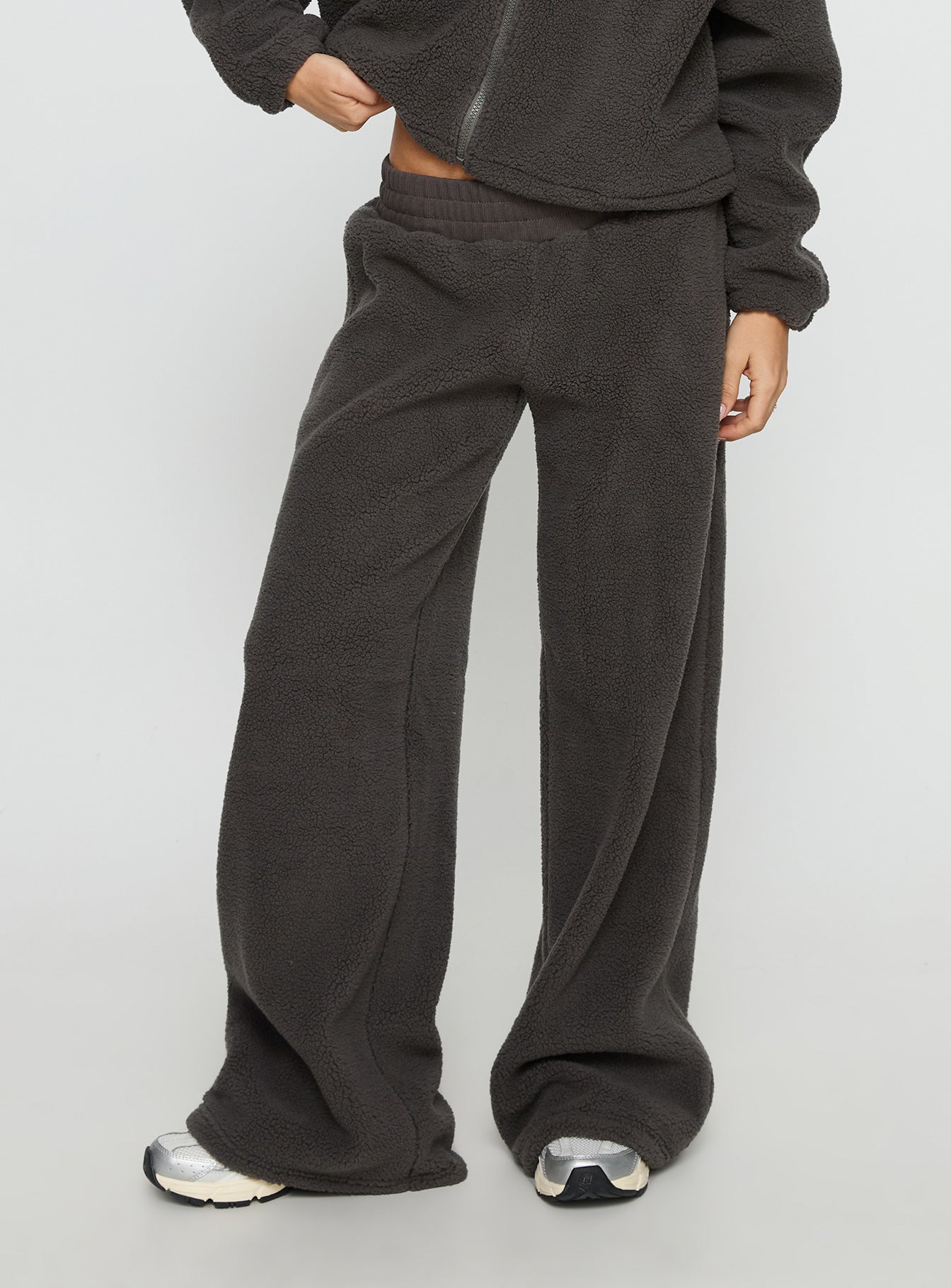 Siberia Fleece Track Pant Charcoal