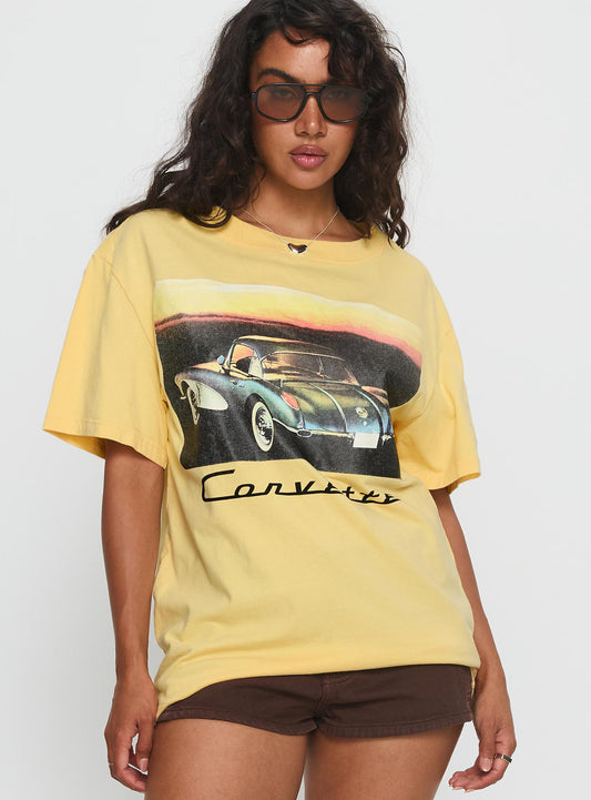 Corvette Legends Oversized Graphic Top Yellow