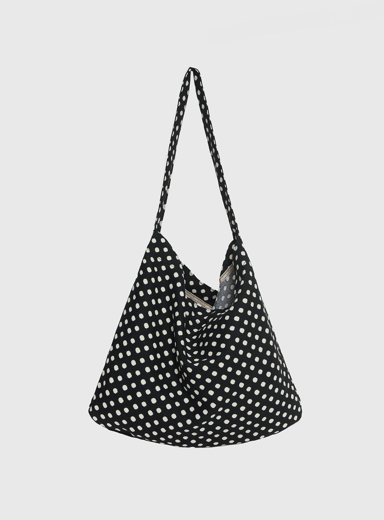 Tempting Tote Bag Black Polka