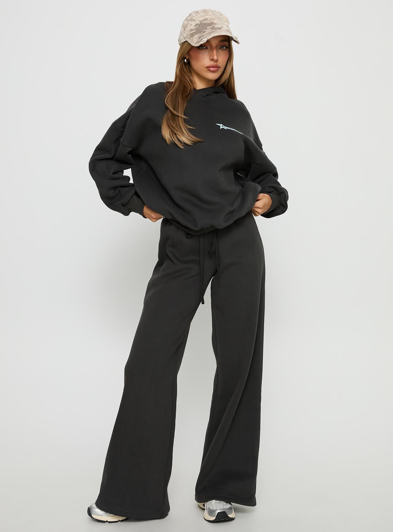 Princess Polly Stargirl Wide Leg Sweat Pants Charcoal