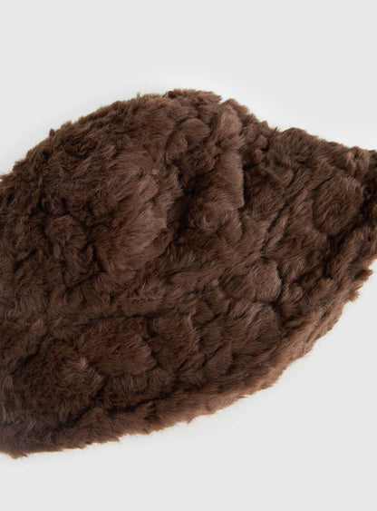 Frosty Fluffy Hat Chocolate