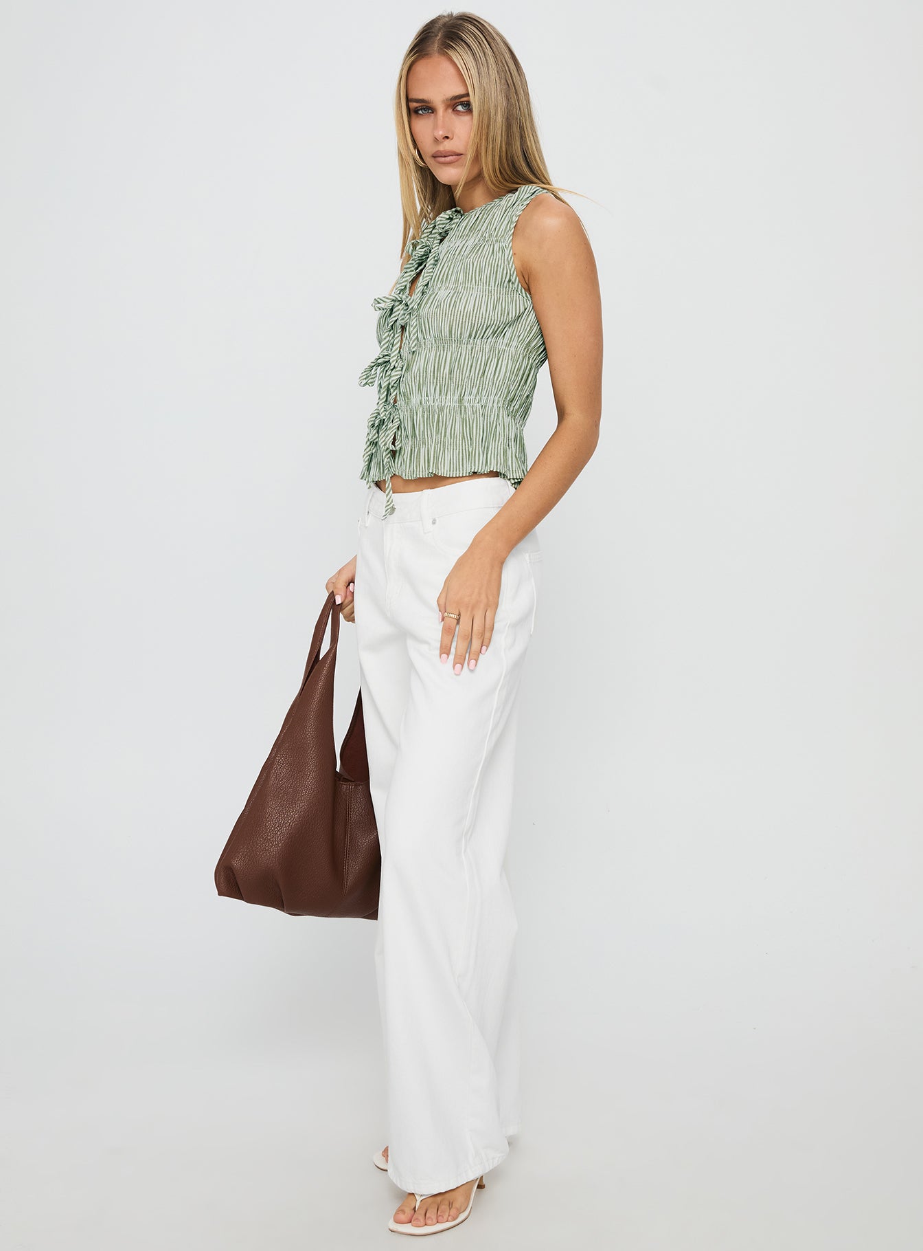 Serenitia Mid Rise Straight Leg Relaxed Jeans White Wash