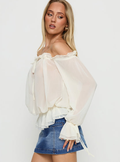 Madelina Frill Long Sleeve Top Cream
