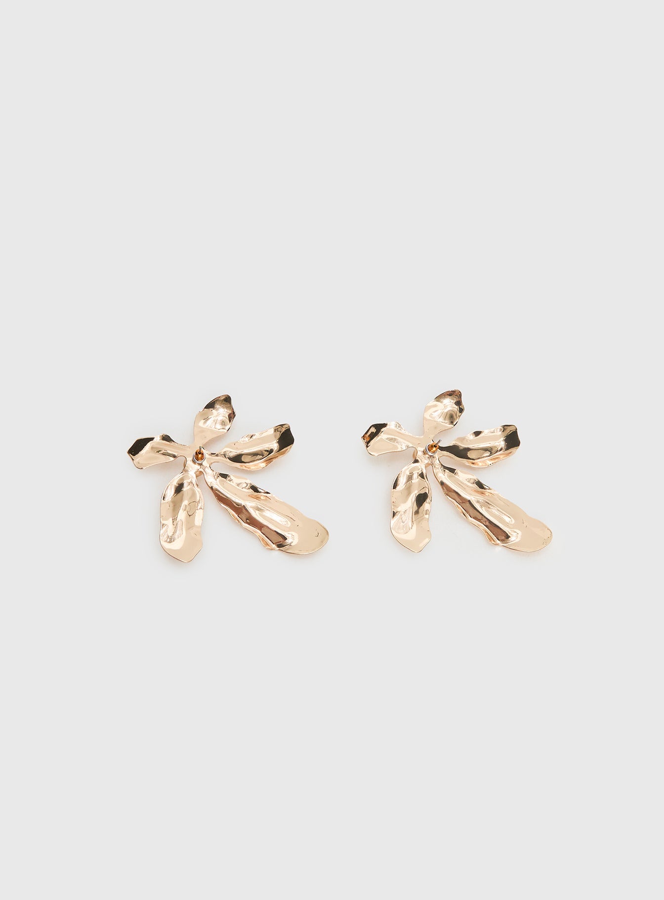 Love Is Free Flower Earrings Gold