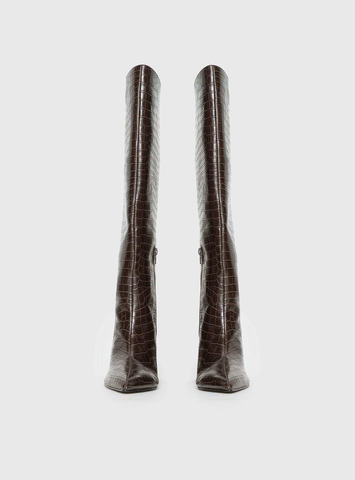 Good Judgement Knee High Boots Chocolate