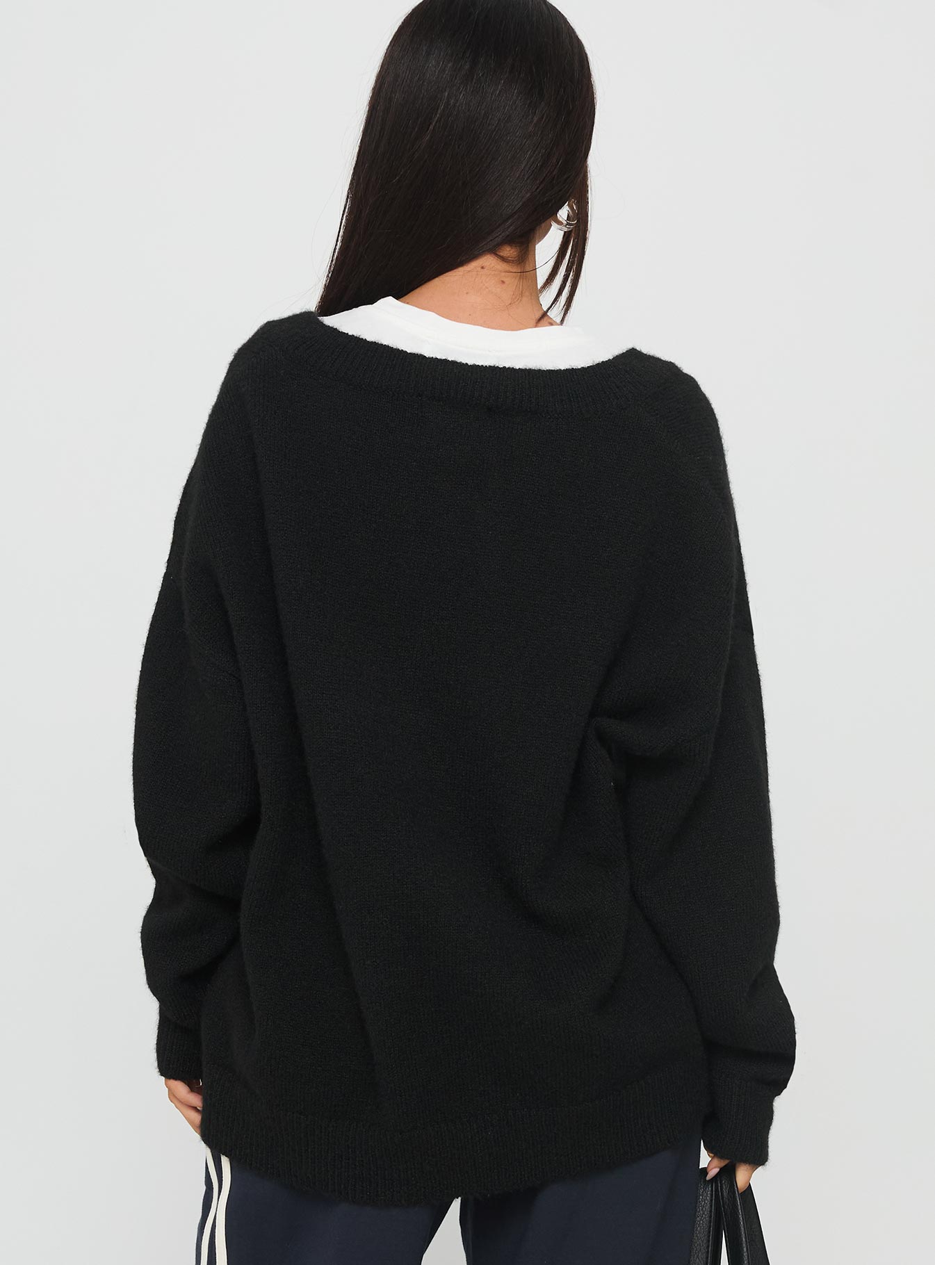 Stay The Night V Neck Knit Sweater Black