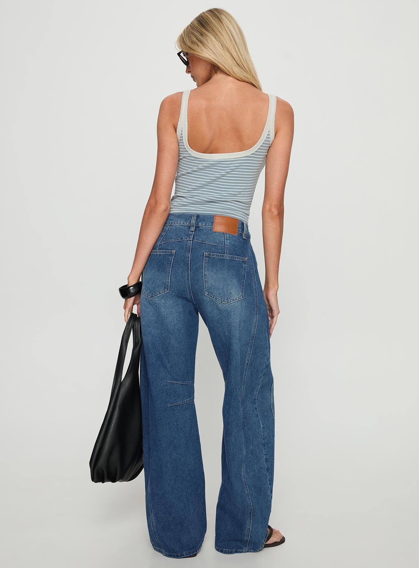 Normana Mid Rise Cropped Barrel Jeans Mid Blue Wash