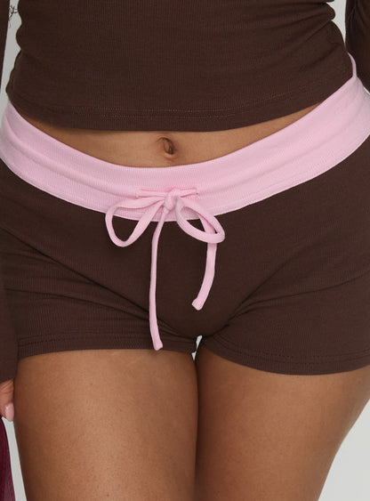 Baseline Rib Micro Shorts Brown / Pink