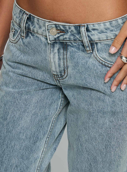 Ellanor Low Rise Straight Leg Light Blue