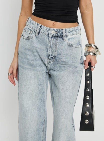 Henesey High Rise Straight Leg Jeans Light Wash