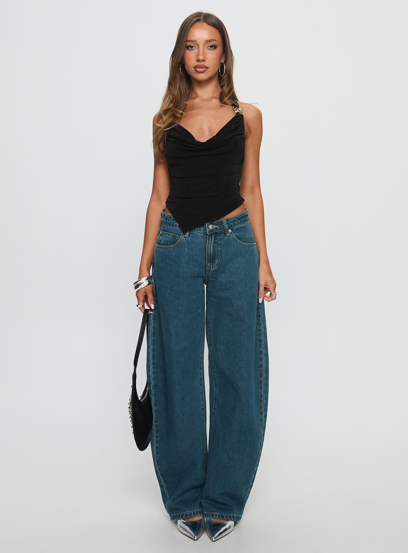 Juda Mid Rise Barrel Leg Jeans Mid Blue Wash