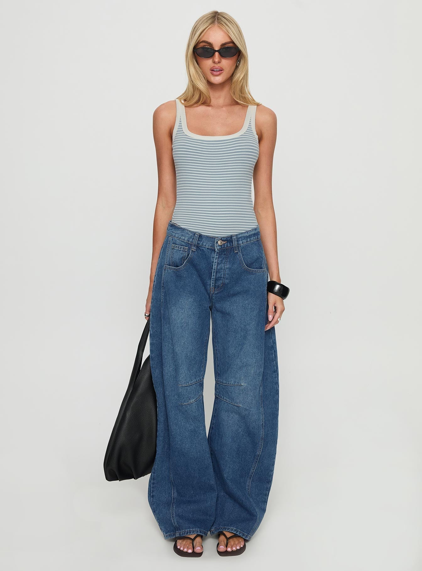Normana Mid Rise Cropped Barrel Jeans Mid Blue Wash