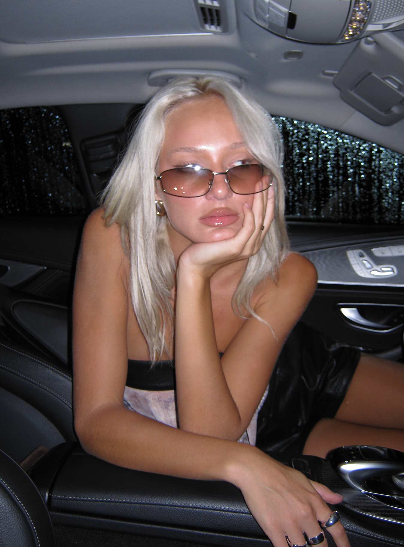 Selected Variant Image