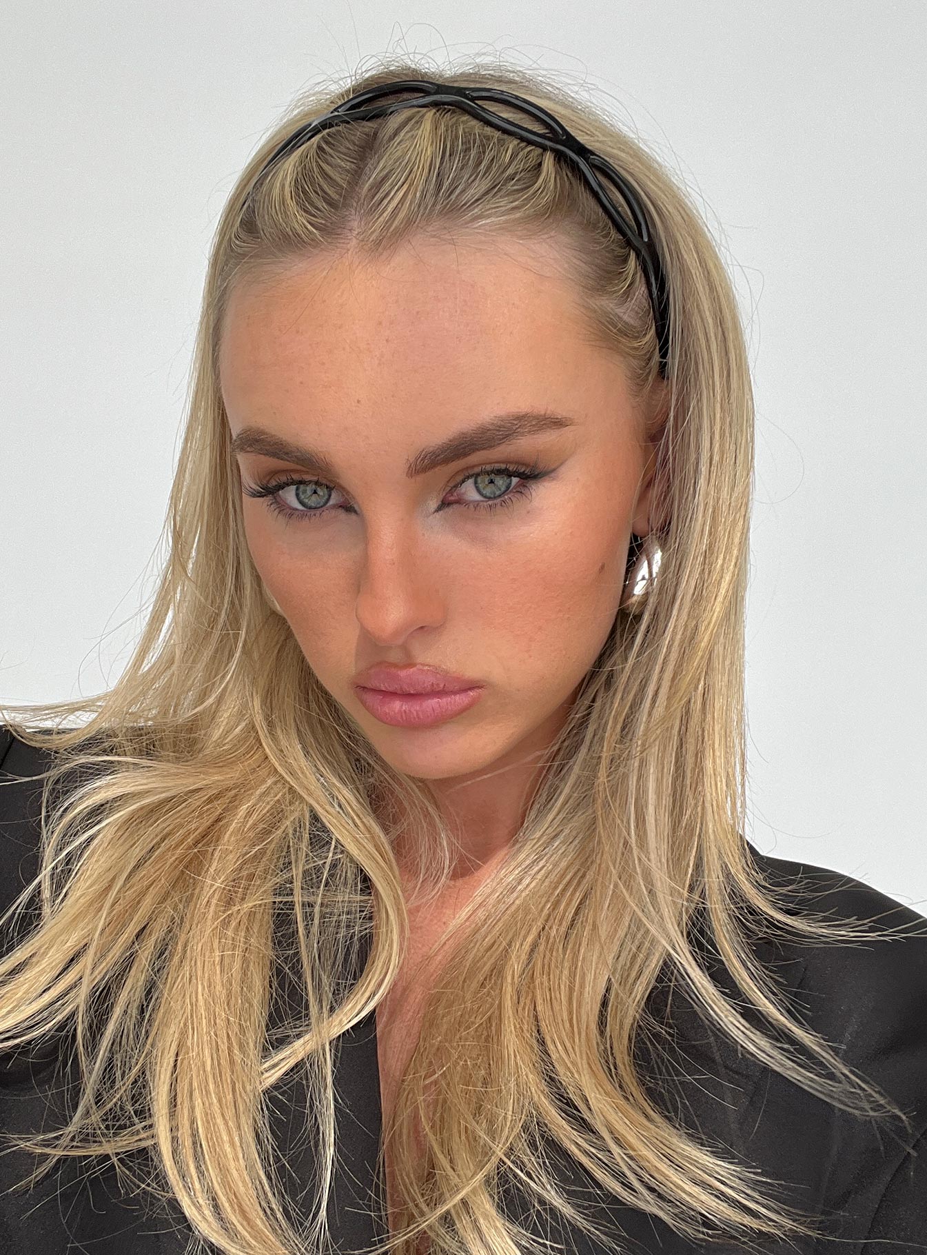 Selected Variant Image